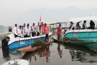 cleanness-drive-athwas-continue-in-dal-lake-college-students-participate-in-drive