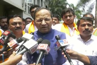 arun singh reacts on minister eshwarappa issues