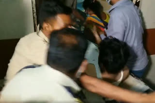 Clash between Indore Crime Branch and thugs