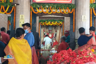 Devotees throng Thanthania Kali Temple on Bengali new year