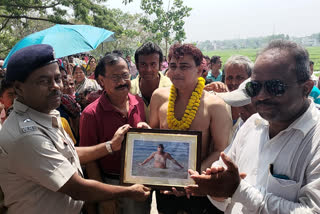 Sadananda Dutta from Bishnupur Welcomes Noboborsho 1429 in Unique Way