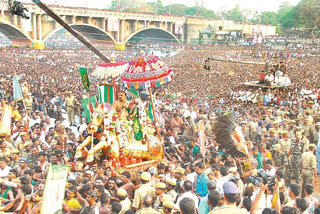 Lord of the Masses: Rapturous rendezvous from idyllic hillock to Vaigai