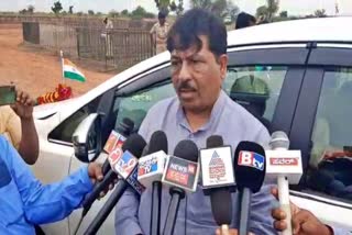 minister-murugesh-nirani-spoke-against-laxmi-hebbalkar