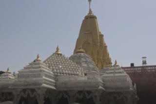 Chaitri Poonam at Ambaji Temple : અંબાજી મંદિરનો માર્ગ જયઅંબેના નાદથી ગુંજી ઉઠ્યા