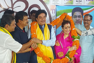 shatrughan says mamata will rule india in the future