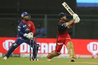 RCB score, RCB vs DC, Bangalore vs Delhi, IPL scorecard, Dinesh Karthik, Glenn Maxwell