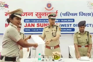 Special CP of West district honored policemen for excellent service