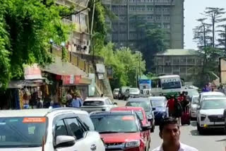 Tourists reaching Shimla.