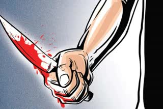 UP: Enraged over son's marriage  man stabs daughter-in-law  two more women  മരുമകളേയും കുടുംബാംഗങ്ങളേയും കുത്തിപ്പരിക്കേൽപ്പിച്ച മധ്യവയസ്‌കൻ പിടിയിൽ  മരുമകളെ കുത്തിയ അമ്മയിയപ്പൻ പിടിയിൽ  മകന്‍റെ വിവാഹത്തിലെ എതിർപ്പിനെത്തുടർന്ന് മരുമകളെ കുത്തി പരിക്കേൽപ്പിച്ചു  ഉത്തർപ്രദേശിൽ മരുമകളെ കുത്തിയ അമ്മായി അപ്പൻ പിടിയിൽ  man stabs daughter-in-law, two more women in up