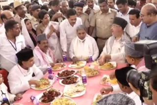 Siddaramaiah Participated in Iftihar Kuta