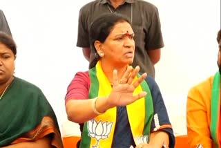 DK Aruna Fired on TRS attack on BJP leaders