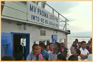 ferry-to-majuli-stuck-in-middle-of-brahmaputra