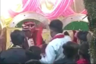 bride-slaps-the-groom-at-time-of-jaimal-in-hamirpur