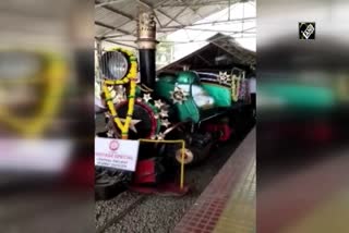 heritage train 794b narrow garage steam loco  indian railway heritage train  heritage train raigad  ഇന്ത്യന്‍ റെയില്‍ വെയുടെ ഹെറിറ്റേജ് ട്രേയിന്‍  ഹെറിറ്റേജ് റായിഡഡ് നീരല്‍