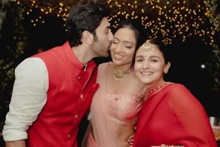 Ranbir With Bridesmaids