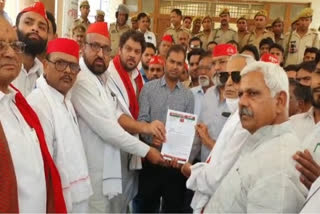 samajwadi-party-submitted-memorandum-to-president