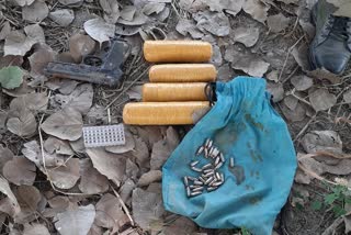 BSF seizes TWO kg heroin pistol and bullets near border fence in Amritsar