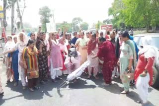 Anganwadi Employees Union Situ staged a protests over the demands