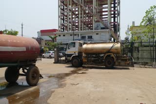 people craving water in raipur