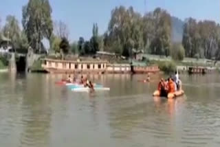 Amid intermittent rains, water level in Jhelum below danger mark