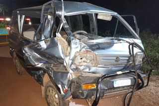 Bus and omni car accident: 2 died at Mangaluru