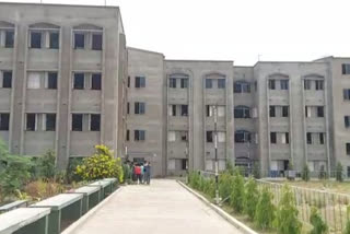 students-allegedly-beaten-by-outsiders-in-hostel-of-memari