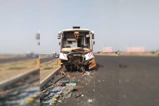 Accident On Pune Solapur Highway