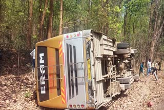 Passenger bus overturned in Raigarh Amlidih