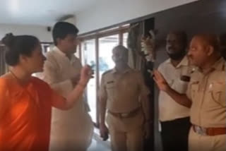 Rana couple arrested from Khar residence hours after backtracking from Hanuman Chalisa recitation