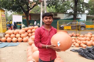 Shahdol earthen pots jugs in demand