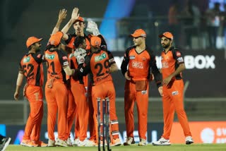 Royal Challengers Bangalore crush  Sunrisers Hyderabad by 9 wickets