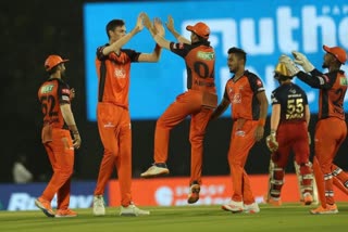 Sunrisers Hyderabad won by 9 wickets