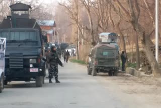 Encounter begins in Kashmir