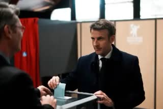 French election 2022: Voting in the final round of the French presidential election