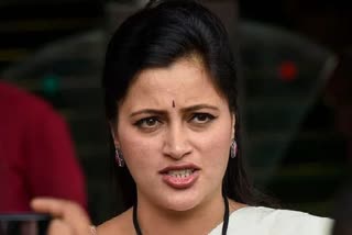 navneet-rana-alleges-caste-based-discrimination-in-jail-in-letter-to-ls-speaker