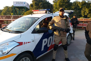 looters arrested in patel nagar