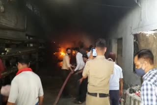 HUGE FIRE BROKE OUT PRIVATE COMPANY IN BALLABGARH