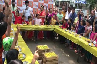 മാമ്പഴം തീറ്റ മത്സരം  തീറ്റ മത്സരം പൂനെ  Mango Eating Competition  Eating Competition for children in pune