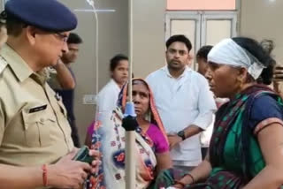 was rushed to Safai Medical College and Hospital  SP Ashok Kumar Rai who was also present at the hospital  Komal after taking consent from her mother and maternal uncle  gunned down a woman in the Mainpuri district of Uttar Pradesh  ഉത്തർപ്രദേശിൽ ദുരഭിമാനക്കൊല  ജാതിമാറി വിവാഹം ചെയ്‌ത യുവതിയെ കൊലപ്പെടുത്തി  ഉത്തർപ്രദേശിൽ വീണ്ടും ദുരഭിമാനക്കൊല  ഉത്തർപ്രദേശിൽ യുവതിയെ വെടിവെച്ച് കൊലപ്പെടുത്തി