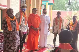 Eight Muslims Adopted Hindu Religion