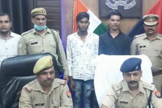 पुलिस की गिरफ्त में आरोपी