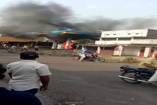 bike caught fire at petrol pump