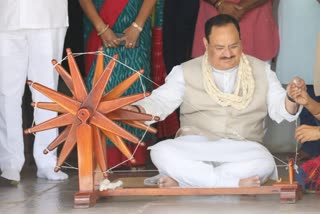 JP Nadda Ahmedabad Visit: ગાંધી આશ્રમમાં જે. પી. નડ્ડાએ વિઝિટર્સ બૂકમાં લખ્યું કે અહીં આવીને...