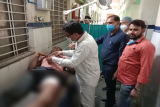 A young man was assaulted in Dholpur