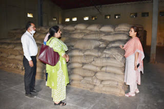 Rekha Arya inspected wheat purchase center