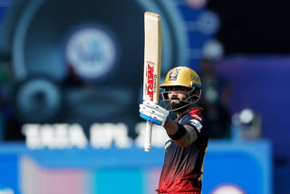 Virat Kohli hit first  fifty after 14 IPL innings