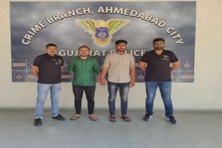 Drug peddlers arrested in Ahmedabad : પોશ એરિયાના કાફેમાં ડ્રગ્સ વેચતાં ડ્રગ પેડલરો ઝડપાયાં, જાણો કારસ્તાન