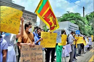 Sri Lanka: Opposition to bring no-confidence motion against Mahinda Rajapaksa government