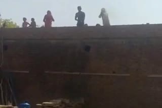 Gwalior Firing LIVE Video : પારિવારિક જમીન વિવાદમાં પિતા-પુત્રની ફાયરિંગનો લાઈવ વીડિયો