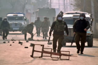 Kashmiri youths travelling to Pakistan on valid visas sneak back in with terrorists; 17 killed so far